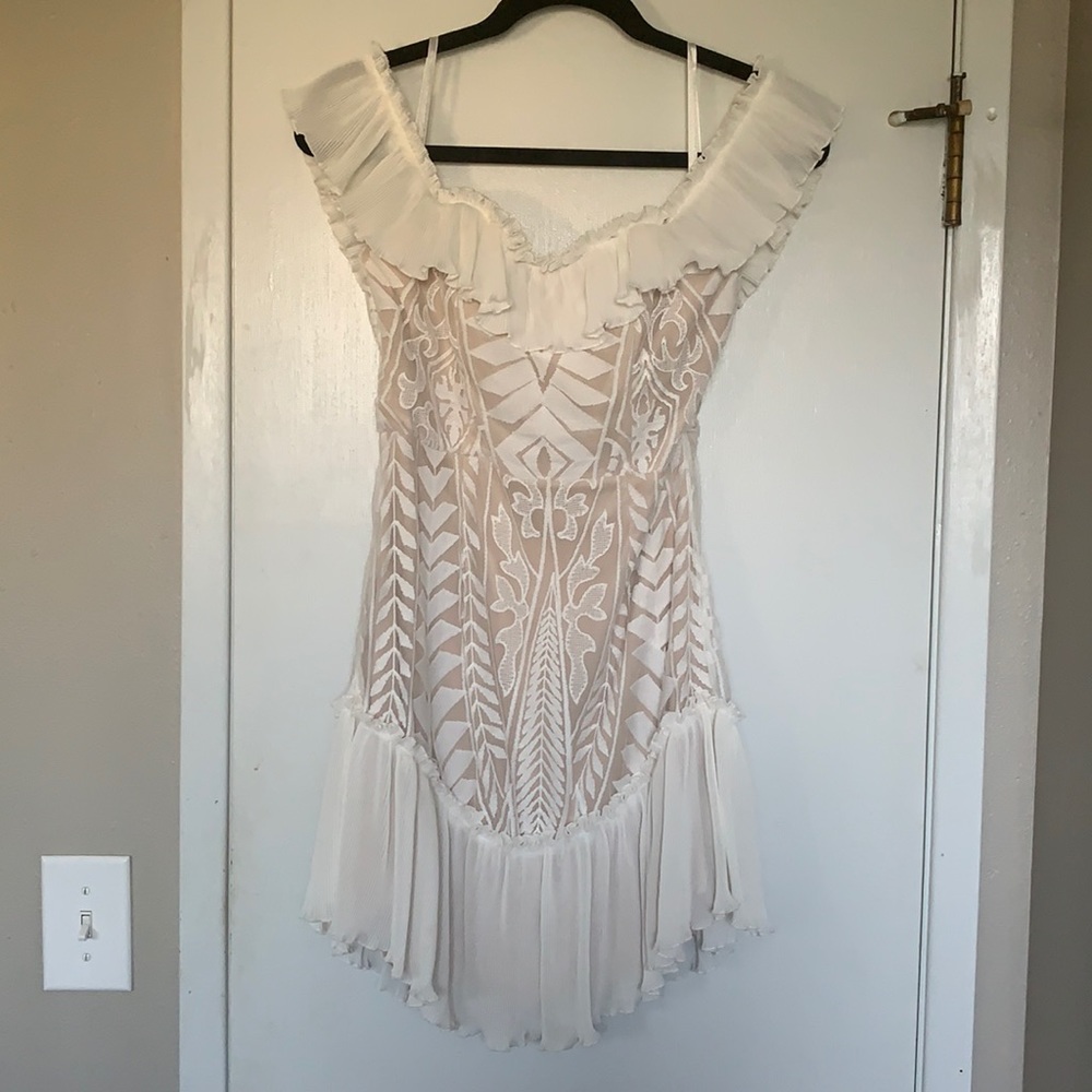 White lace dress